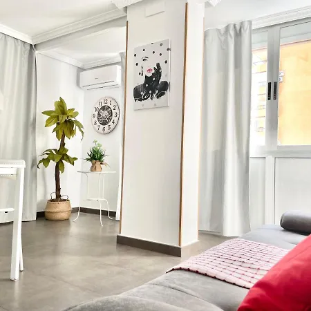 Lovely Holidays Apartamento Benidorm