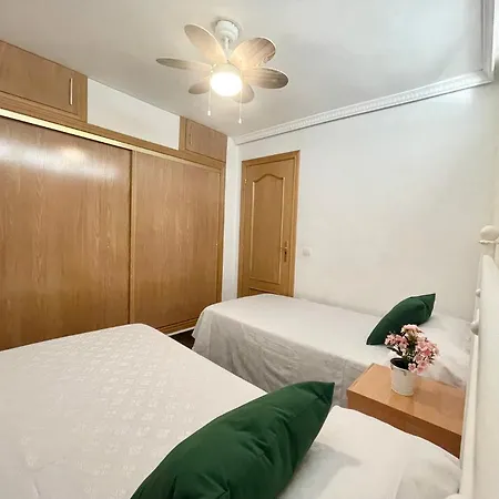 Lovely Holidays Apartment Benidorm